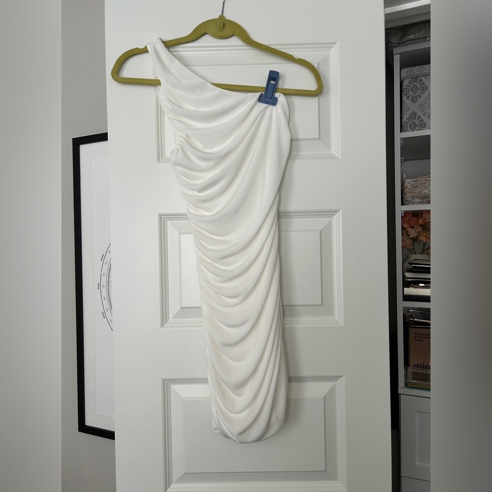 White One Shoulder Fitted Dress - XS